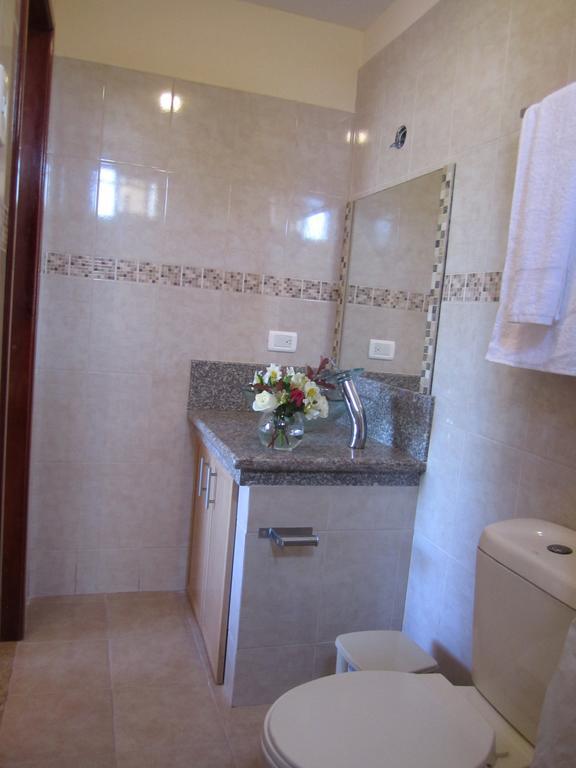 Puerta Sol Inn Manglaralto Bilik gambar